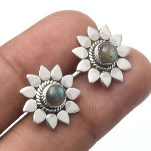 Boucles d'oreilles en pierre précieuse Labradorite naturelle en argent sterling 925 lunette faite à la main pour mariage fiançailles cadeau de fête des mères pour les femmes - Product Image 2