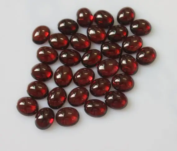 Batu permata Semi mulia Cabochon terkalibrasi Oval halus Garnet merah alami grosir harga terbaik batu longgar untuk membuat perhiasan