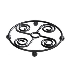 Trivet en aluminium métallique de luxe, design pieuvre, finition noire, résistant à la chaleur - Product Image 2