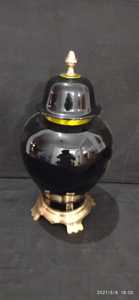 Urne funéraire noire pour adultes avec finition brillante Fournitures funéraires - Product Image 2