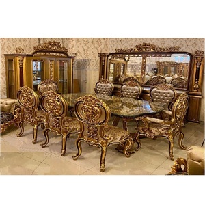 Juego de Comedor Europeo con Acabado Dorado, Mesa de Comedor de 8 Plazas Tallada a Mano, Juego de Muebles de Comedor con Tallado Intenso - Product Image 1