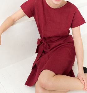 Robe pour femme en lin 100% rouge brillant, couleur bordeaux, col rond, longueur genou, formelle, unie, manches courtes, respirante, ample - Product Image 5