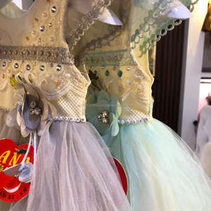 Vestido elegante de malla de nailon para niña, vestido de red para niña pequeña, vestido elegante con banda para el pelo de diseño elegante - Product Image 5