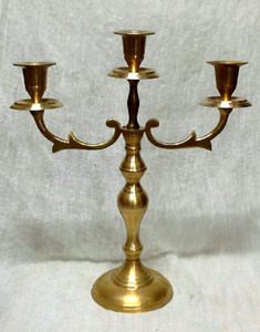 Bougeoir décoratif en métal, chandelier, couleur or, à vendre, pour mariage et noël - Product Image 2