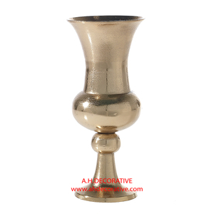 Traditional Aluminium Gold Antique Urn <b>Vase</b> for Home Decoration Antique Design Metal Decorative Wedding <b>Vase</b> - Product Image 1