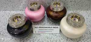 Urna Funeraria de Metal Estilo Americano para Velas de Té en Cuatro Colores Diferentes para Adultos, por Brassworld India - Product Image 5