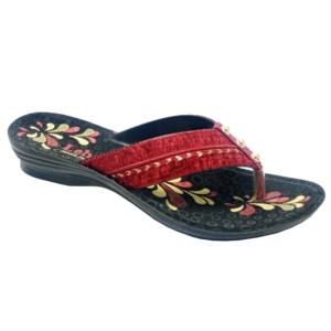 Pantoufles de créateur pour femmes, chaussons de mode reine pour l'extérieur et toutes saisons rouge noir - Product Image 1