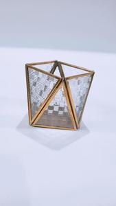 โคมไฟแก้วโลหะทรงหกเหลี่ยมพร้อมลวดลายลายนูนกรอบสีทองตกแต่งบ้าน - Product Image 6