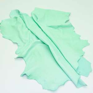 Grain de cuir Cabretta en peau de mouton de haute qualité fini vert clair écologique pour gants de golf - Product Image 1