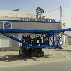 Convoyeur industriel d'empileur de sac avec la structure robuste et la capacité de charge élevée pour la manipulation continue du ciment d'engrais de grain - Product Image 1