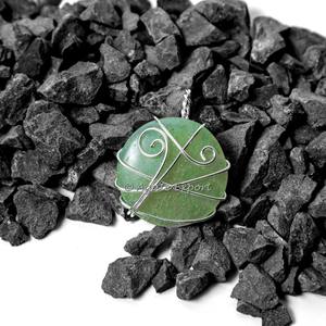 Pendentifs de guérison pour fil enroulé, enveloppe ronde en coton, couleur vert - Product Image 1