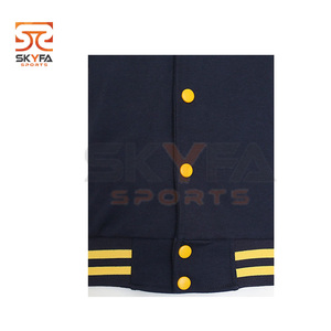 Chaqueta Deportiva Reflectante de Moda, Chaqueta Universitaria Personalizada para Hombre, Venta al Por Mayor - Product Image 4