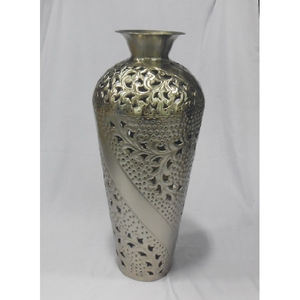 แจกันดอกไม้ทำจากโลหะตกแต่งด้วยค้อนทำจากอลูมิเนียมกระถางต้นไม้และกระถางต้นไม้แบบสั่งทำ - Product Image 2