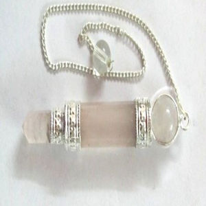 Péndulos de cuarzo rosa, 3 unidades, venta al por mayor - Product Image 1