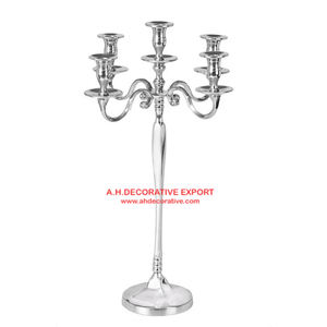 Candelabros altos para sala de estar, decoración de velas de aluminio con acabado brillante, candelabros hechos a mano a la venta - Product Image 6