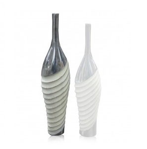 Vase à fleurs en aluminium de luxe Pot de fleurs fait à la main de qualité supérieure fini argent vente chaude porte-fleurs en métal - Product Image 6