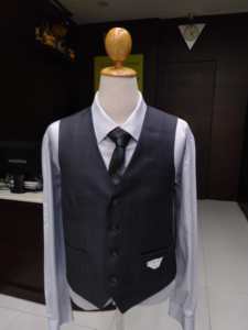 Chaleco de cuello alto hecho a medida (MTM) - Product Image 5