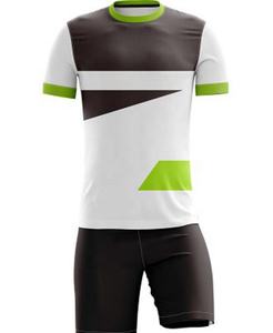 Top Tendance Unisexe Football Uniforme 100% Polyester Sublimé Sportswear Hommes Jersey Shorts Ensemble Top Tendance Unisexe Football Ensemble - Product Image 3