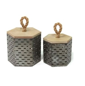 Elegante contenedor de almacenamiento de alimentos galvanizado en metal con diseño decorativo perfecto para la organización de cocinas y restaurantes - Product Image 5