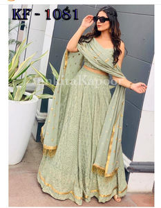 Lehenga Choli de créateur indien lourd avec chemisier non cousu multicolore pour robe femme en vêtement ethnique Surat Apparelgarment - Product Image 4