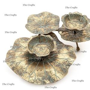 Magnifique porte-bougie en aluminium couleur or pour la décoration de la maison et les accessoires de mariage - Product Image 4