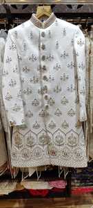 Sherwani Indio Bordado de Diseñador, Sherwanis de Boda para Novios, Sherwani para Hombre, Fabricantes en India - Product Image 6