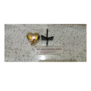 หัวใจยืนที่ไม่ซ้ำกันสำหรับการแสดงหัวใจอุปกรณ์งานศพ BRASSWORLD อินเดีย - Product Image 1