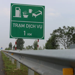 โครงสร้างเหล็กที่ขายดีที่สุดสำหรับความปลอดภัยราวกั้น-รั้ว-ป้ายบนทางหลวงและทางด่วน - Product Image 1