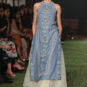 NEW---STYLISH--EMBROIDERY sur KAMEEZ , LEHENGA WITH--HAND--ZARDOZI travail... pour la fête/quotidien BASE = 2021 - Product Image 1