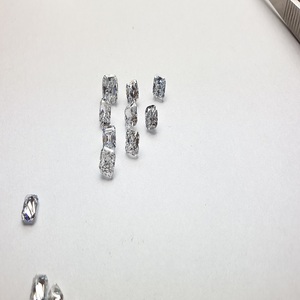 เพชรสังเคราะห์ SI ความบริสุทธิ์ G H I สี0.50ถึง0.59กะรัตสีขาวแฟนซีเบาะตัด HPHT ขัดเพชร - Product Image 1