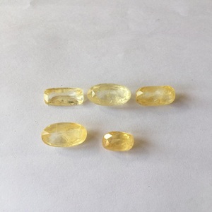 Pierres précieuses en vrac en saphir jaune naturel certifié IGI - Product Image 3