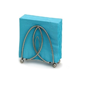 Porte-serviettes en acier inoxydable tendance au design moderne avec une forme personnalisée élégante, idéal pour la maison et les ustensiles de cuisine - Product Image 1