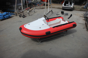 Nouveau <span class=keywords><strong>Jet</strong></span> <span class=keywords><strong>Ski</strong></span> <span class=keywords><strong>Gonflable</strong></span> HTH Sport Yacht avec Moteur Hors-Bord <span class=keywords><strong>Yamaha</strong></span> 20 CV, Matériau PVC, Construction Soudée, 2 Places, Tactile - Product Image 3