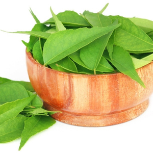 Huile essentielle de feuille de curry pure à base d'écorces de haute qualité pour un usage aromatique - Product Image 2