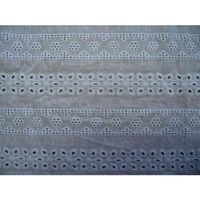 Meilleure vente bleu Chevron imprimé broderie coton Schiffli tissu tricoté dentelle avec fonction métallique pour rideaux et sacs