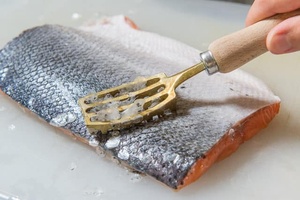 เนื้อปลาแซลมอนสดดิบพร้อมหนังปลา/ในตลาดมาเลเซีย/ไทย/ลูอิส +84 943481858 - Product Image 6