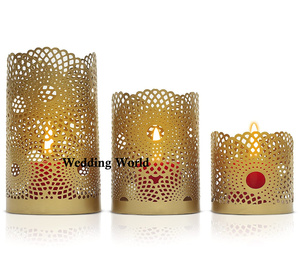 Photophore en métal Ensemble de trois bougeoirs décoratifs faits à la main Différentes tailles Designer Fancy Metal Votive Holder - Product Image 3