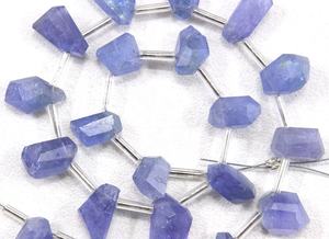 <b>Top</b> Quality 21 Pieces Beautiful Strand Natural Tanzanite Gemstone Faceted Nuggets Beads for Jewelry Making - Product Image 2