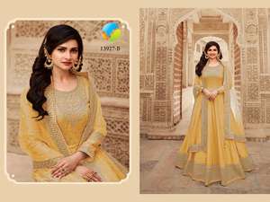 Pesada Red con bordado secuencia de trabajo y piedra traje de trabajo pakistaní estilo salwar kameez para damas para la boda - Product Image 4