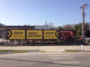 Cartelera de señales de tráfico al aire libre de alta visibilidad para una publicidad al aire libre de marketing eficaz - Product Image 3