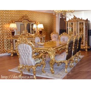 Juego de Muebles de Comedor de Madera de Teca de Lujo Tradicional Royal Villa con Mesa de Comedor Tallada en Dorado, Diseño Maharaja Dorado Antiguo - Product Image 1