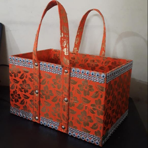 Panier en métal MDF Raksin pour décoration de cadeaux - Product Image 1