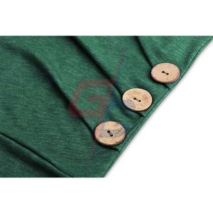 Venta al por mayor de blusas informales para mujer Camiseta cuello redondo manga corta botón suelto decoración proveedor superior - Product Image 5