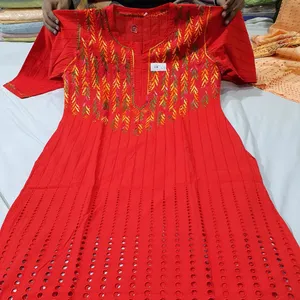 Qiankari Kurti — dernier Design avec broderie jade avant, 2020, vêtement doux et confortable, avec un magnifique fil, broderie à la main - Product Image 1