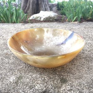 ชามเสิร์ฟสัตว์ขัดและสไตล์ทางศาสนางานฝีมือธรรมชาติสำหรับตกแต่งบ้านจากอินเดีย - Product Image 1