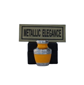 Vente chaude de haute qualité fabriqué à la main prêt à expédier des souvenirs de crémation en laiton pour les restes humains Mini urne pour les cendres - Product Image 2