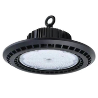 Entrepôt dans le monde entier Highbay éclairage industriel 100w 150w 200w 240w UFO a mené la lumière élevée de baie