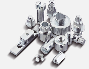 Pièces d'usinage CNC à service personnalisé de haute précision en acier inoxydable et laiton/aluminium pour le tournage et l'usinage de fraisage - Product Image 1