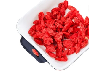 <span class=keywords><strong>Gou</strong></span> <span class=keywords><strong>Qi</strong></span> <span class=keywords><strong>Zi</strong></span> bán buôn Trung Quốc Wolfberry trái cây không có chất phụ gia Trung Quốc Wolfberry trái cây sấy khô cho thảo mộc - Product Image 1