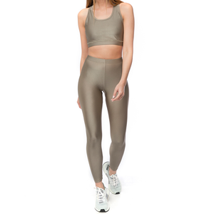 Ensemble de sport écologique personnalisé pour femme, taille haute, en spandex, avec soutien-gorge et leggings à maintien élevé, couleurs personnalisables pour la gym et le fitness - Product Image 4